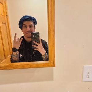 Meet your Posher, Eduardo